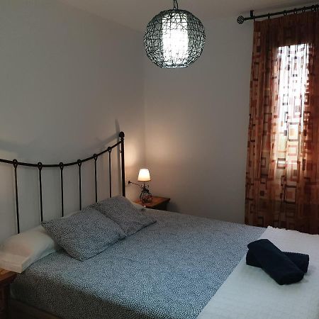 Apartamento Tramacastilla Lägenhet Tramacastilla de Tena Exteriör bild